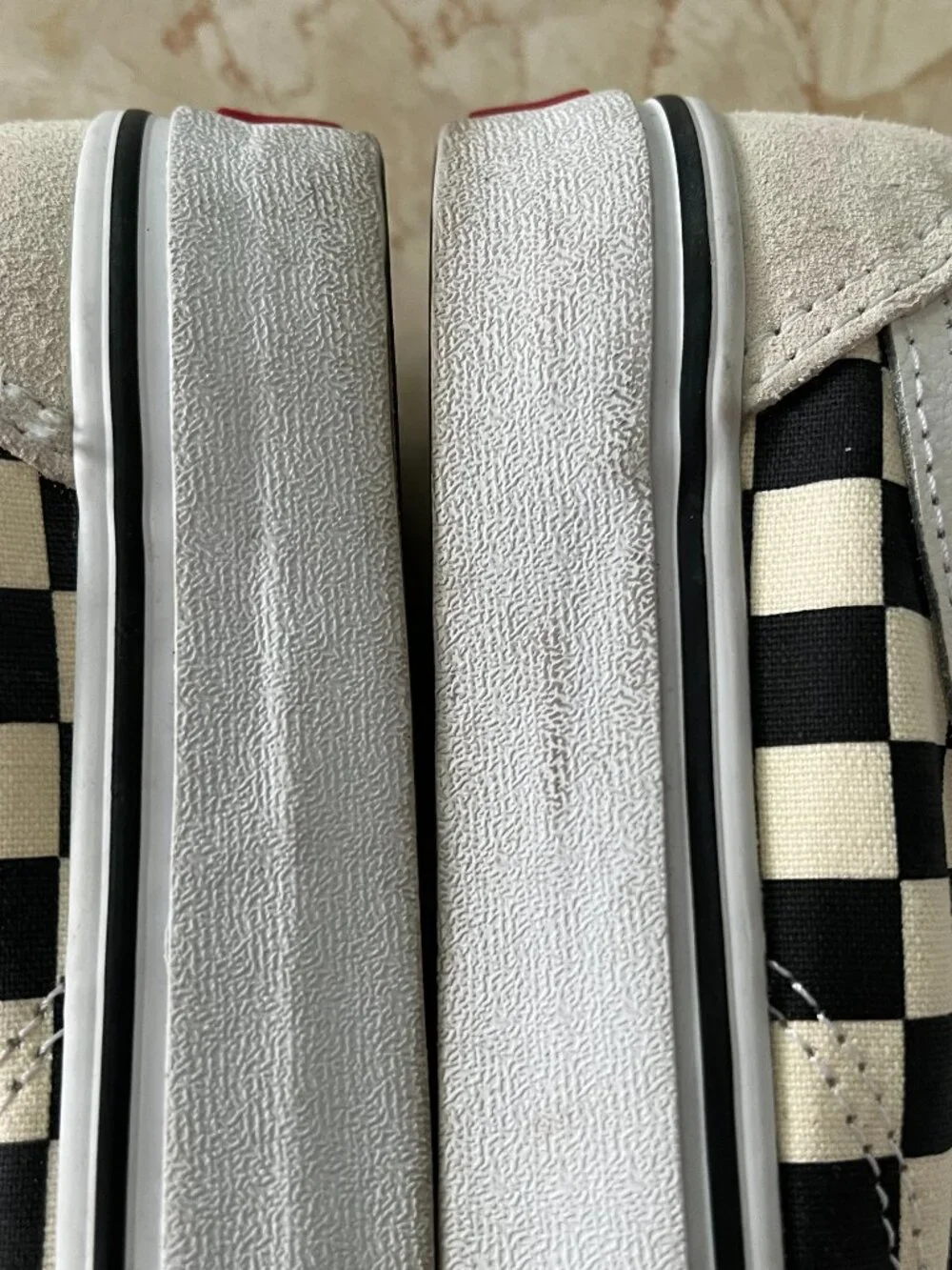 Vans Old Skool Sz M6.5/W8 Black and White Checkerboard Suede Low Lace Up Sneaker